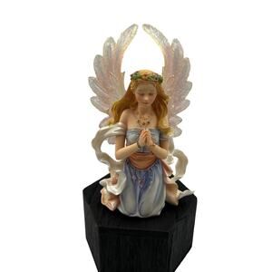 Vtg Munro Enterprises Inc 2004 Angels Around Us "Concern" AA907 Figurine NO BOX